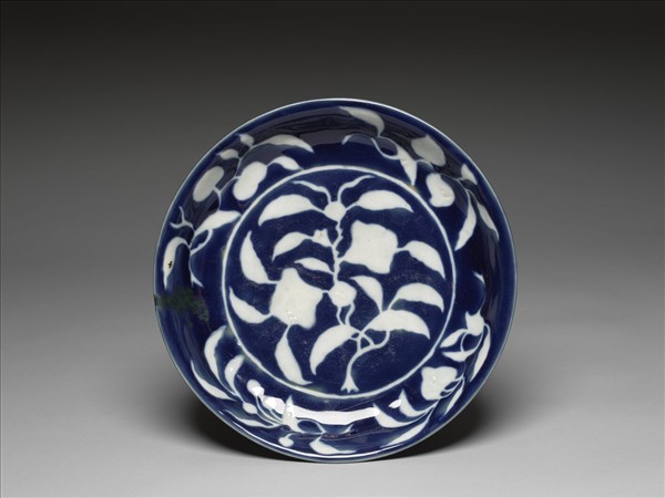 霽青釉花果紋盤