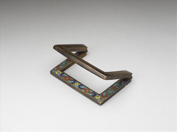 掐絲琺瑯倣圈書鎮