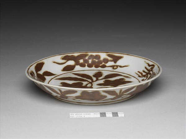 紫金釉花果紋盤