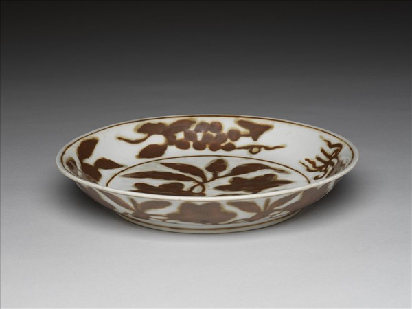 紫金釉花果紋盤