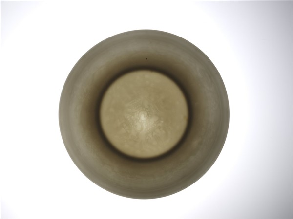 甜白釉番蓮八寶紋碟