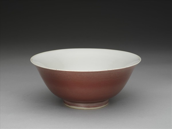 霽紅釉白裡碗
