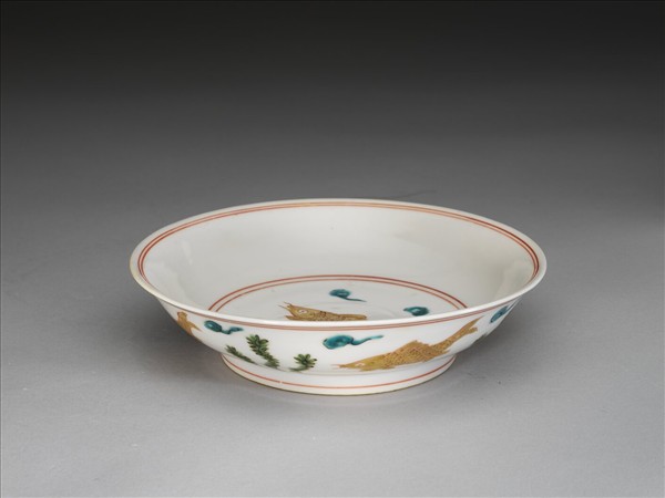 五彩魚藻紋盤