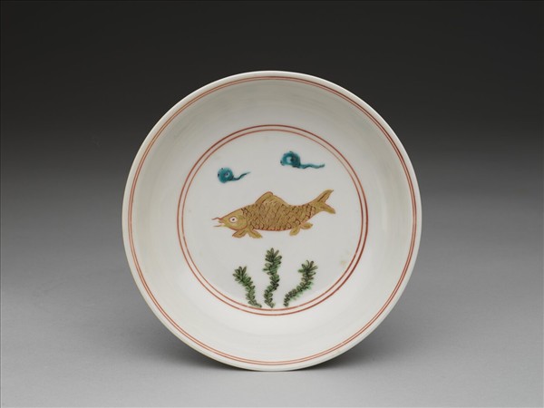 五彩魚藻紋盤