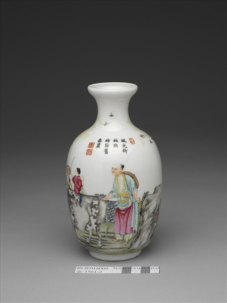 洋彩人物花鳥瓶