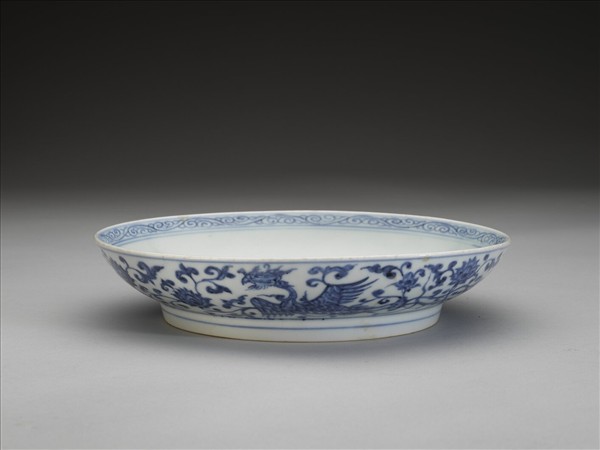 青花穿花雙鳳雲紋盤