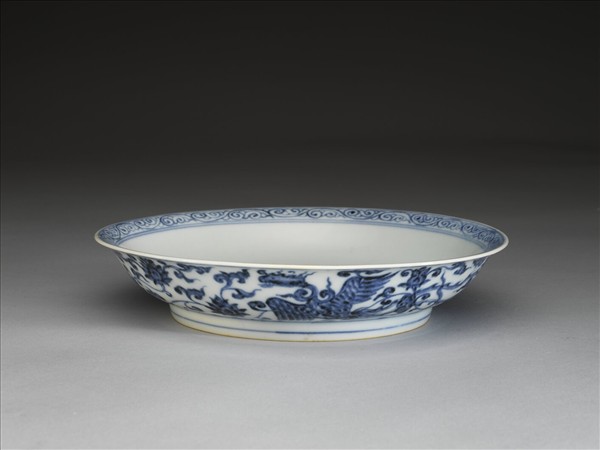 青花穿花雙鳳雲紋盤