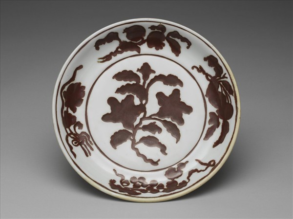 釉裡紅花果紋盤