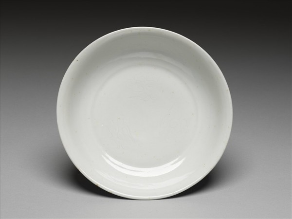 霽青釉白裡雙龍紋盤