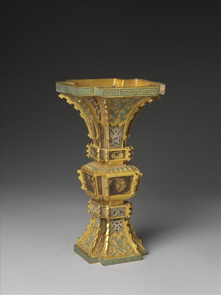 銅鍍金嵌玉及填琺瑯觚(五供)