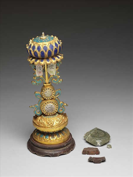 銅鍍金嵌玉及填料七政寶（寶輪）