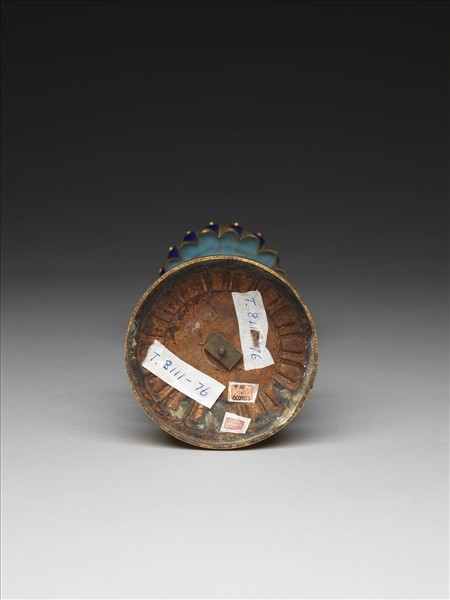 銅鍍金嵌玉及填料七政寶（寶輪）