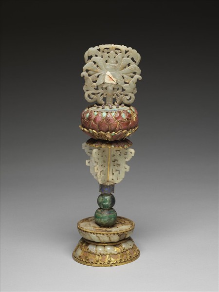 銅鍍金嵌玉及填料八寶（蓮花）