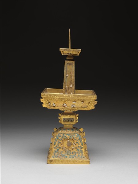 銅鍍金嵌玉及填料燭台（五供）