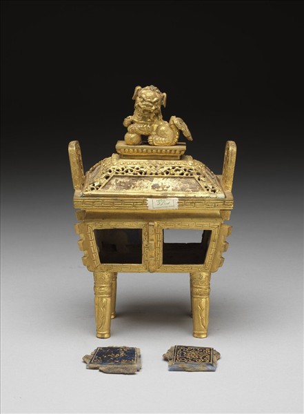 銅鍍金嵌青金石爐（五供）