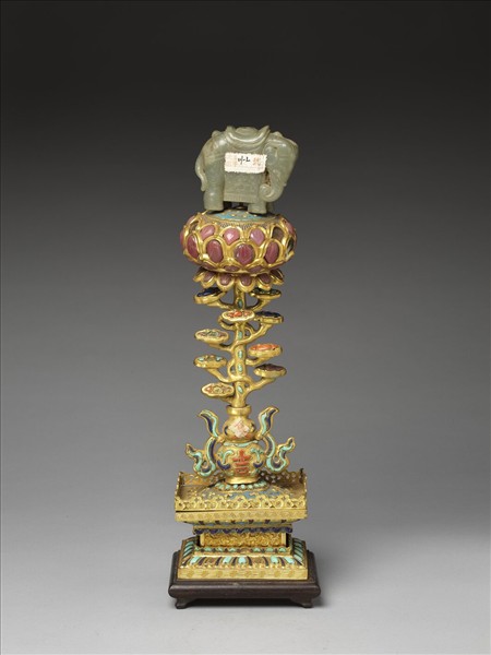 銅鍍金嵌玉及填料七政寶（寶象）