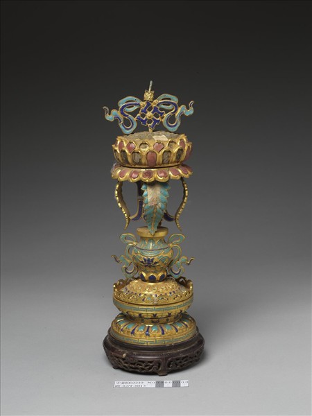 銅鍍金嵌料石八寶