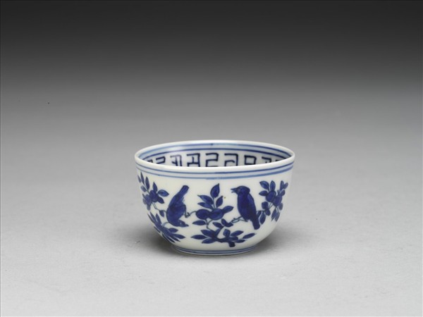 青花花鳥紋杯