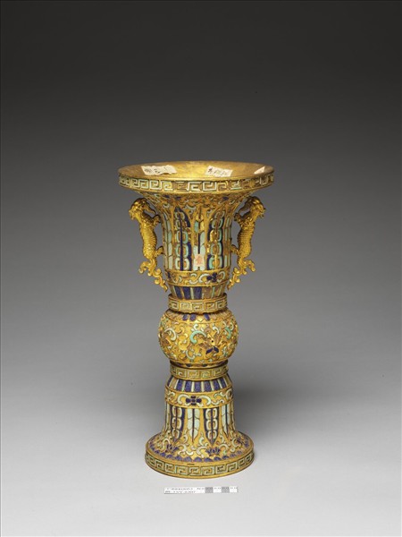 銅鍍金嵌松石及青金石觚（五供）