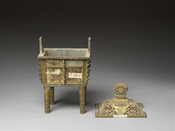 銅鍍金嵌玉及青金石爐（五供）