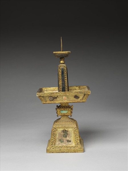 銅鍍金嵌玉及青金石燭台（五供）