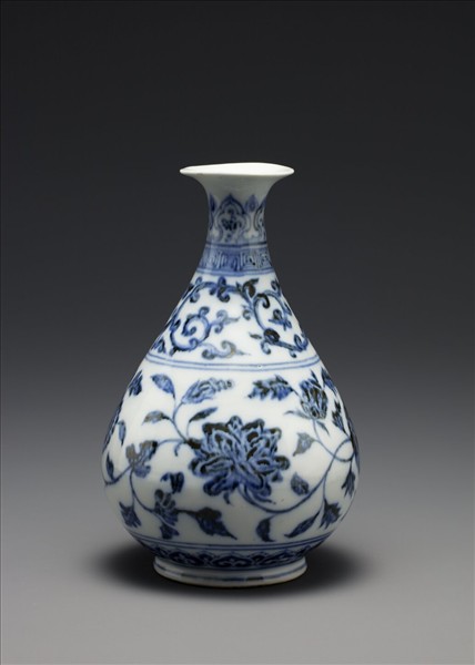 青花四季花卉紋玉壺春瓶