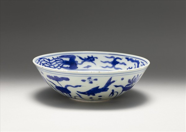 青花蓮塘游魚紋碗