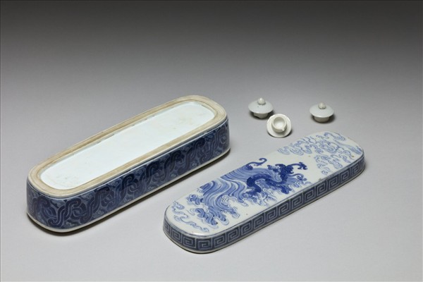 官窯 青花龍紋長方墨盒