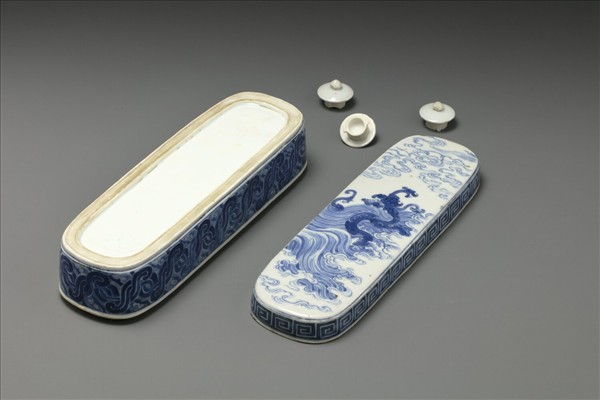 官窯 青花龍紋長方墨盒