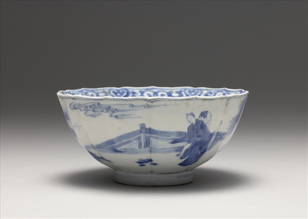 青花人物花口碗