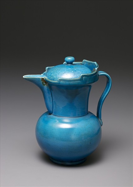 孔雀綠釉僧帽壺