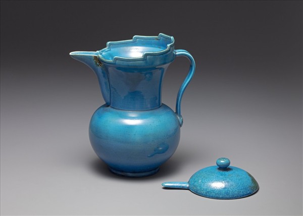 孔雀綠釉僧帽壺