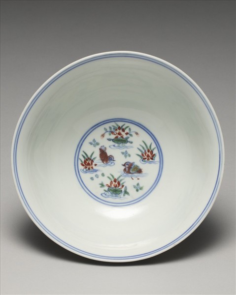 鬥彩蓮塘鴛鴦碗