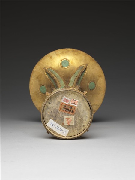 銅鍍金嵌綠松石觚（五供）