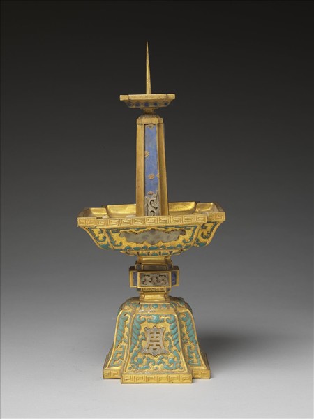 銅鍍金嵌玉及填料燭台（五供）