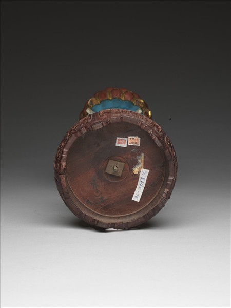 銅鍍金嵌玉及料石八寶（蓮花）