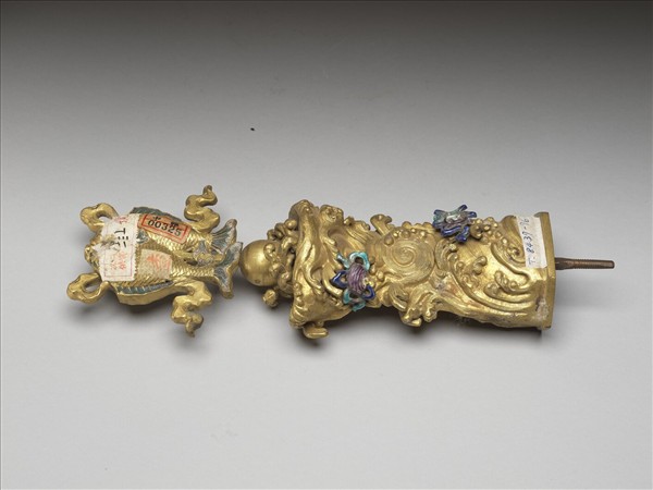 銅鍍金嵌料石八寶（魚寶）