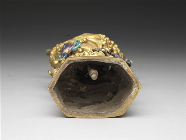 銅鍍金嵌料石八寶（魚寶）