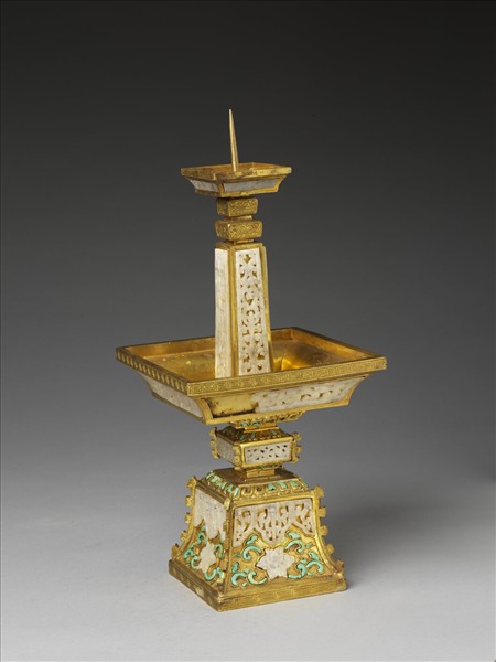 銅鍍金嵌白玉、綠松石及料片五供-燭台（一對）