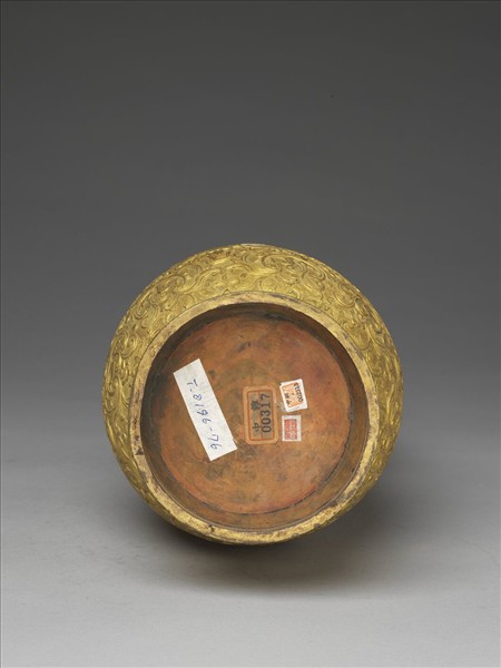 銅鍍金瓶（五供）