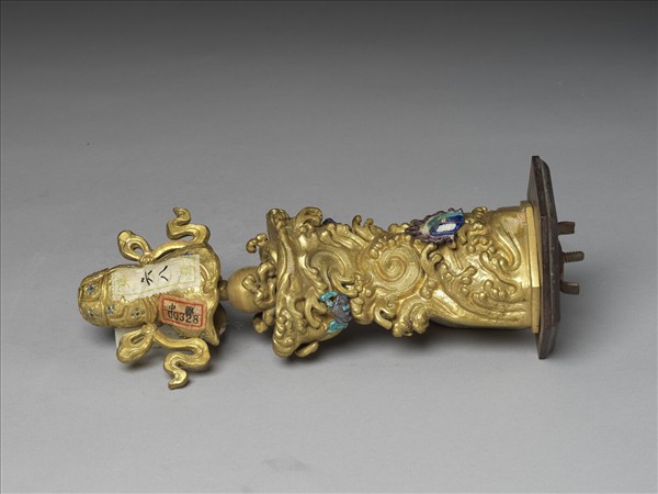 銅鍍金嵌料石八寶（寶傘）