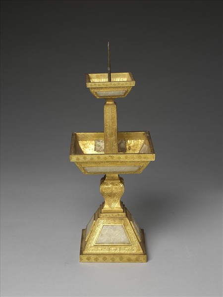 銅鍍金嵌玉燭台（五供）