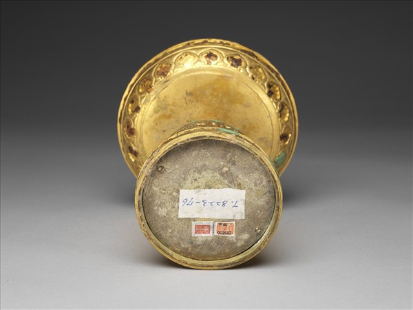 銅鍍金嵌綠松石燭台（五供）