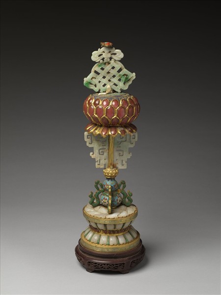 銅鍍金嵌玉及料石八寶（盤長）