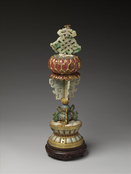 銅鍍金嵌玉及料石八寶（盤長）