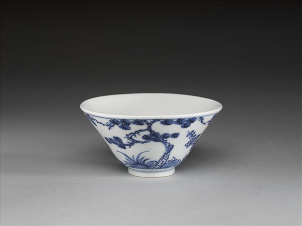 青花歲寒三友圖杯