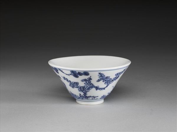 青花歲寒三友圖杯