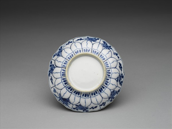 青花龍紋花口碟