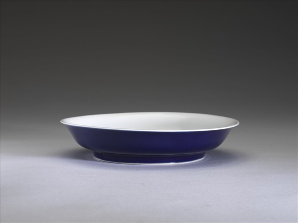 霽青釉白裡盤