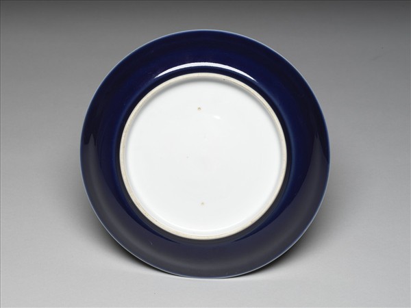 霽青釉白裡盤